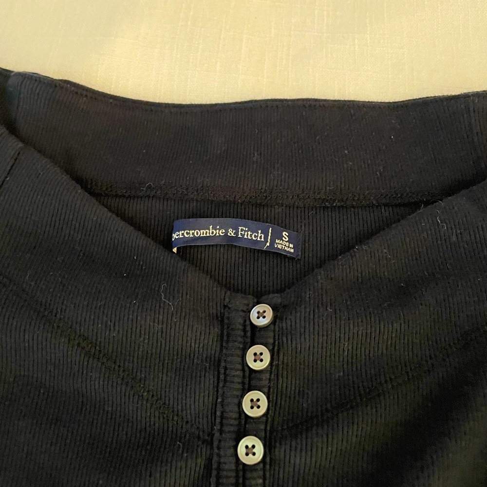 Abercrombie & Fitch navy blue off shoulder bodysuit